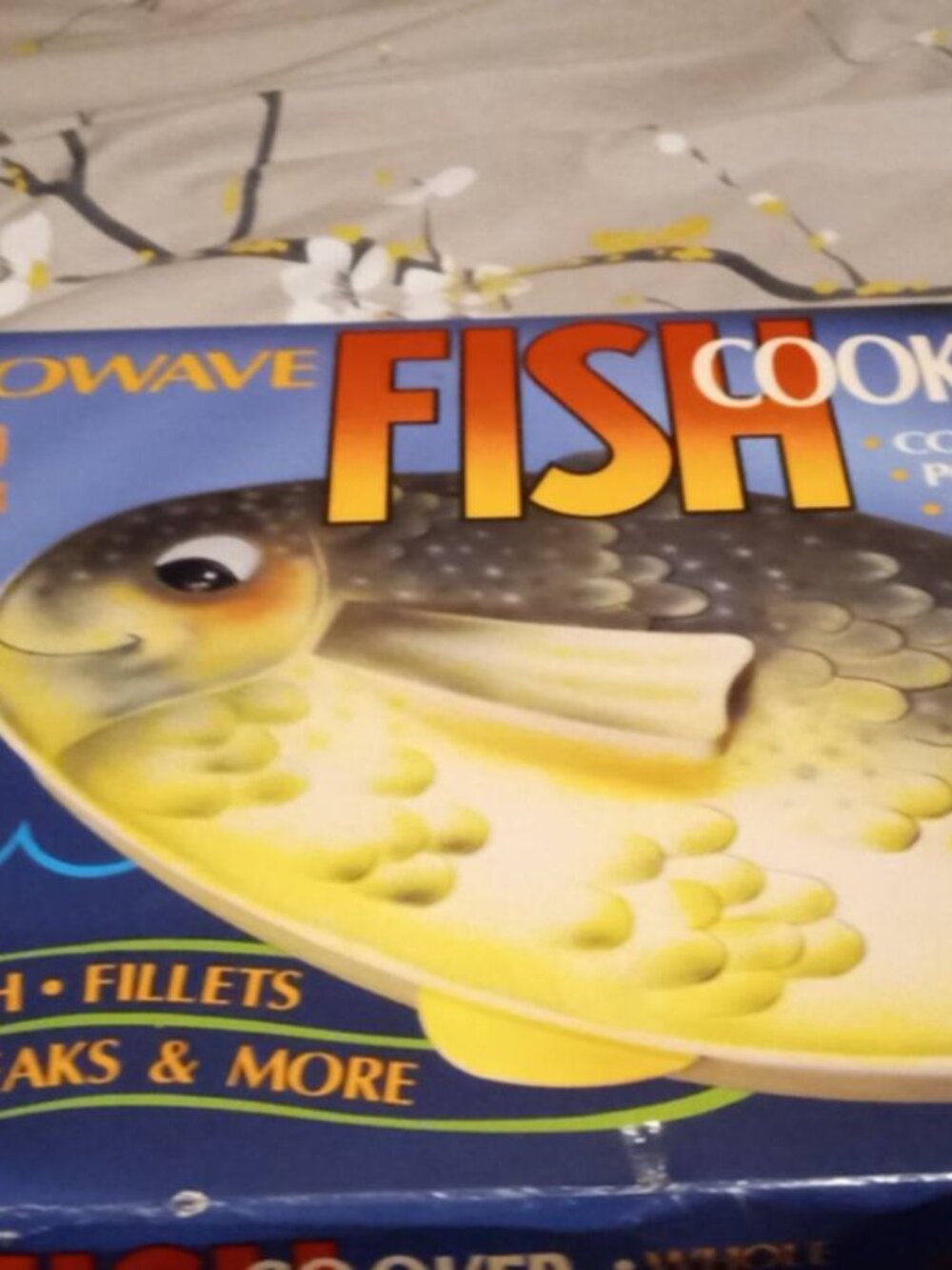 microwave fish cooker never used